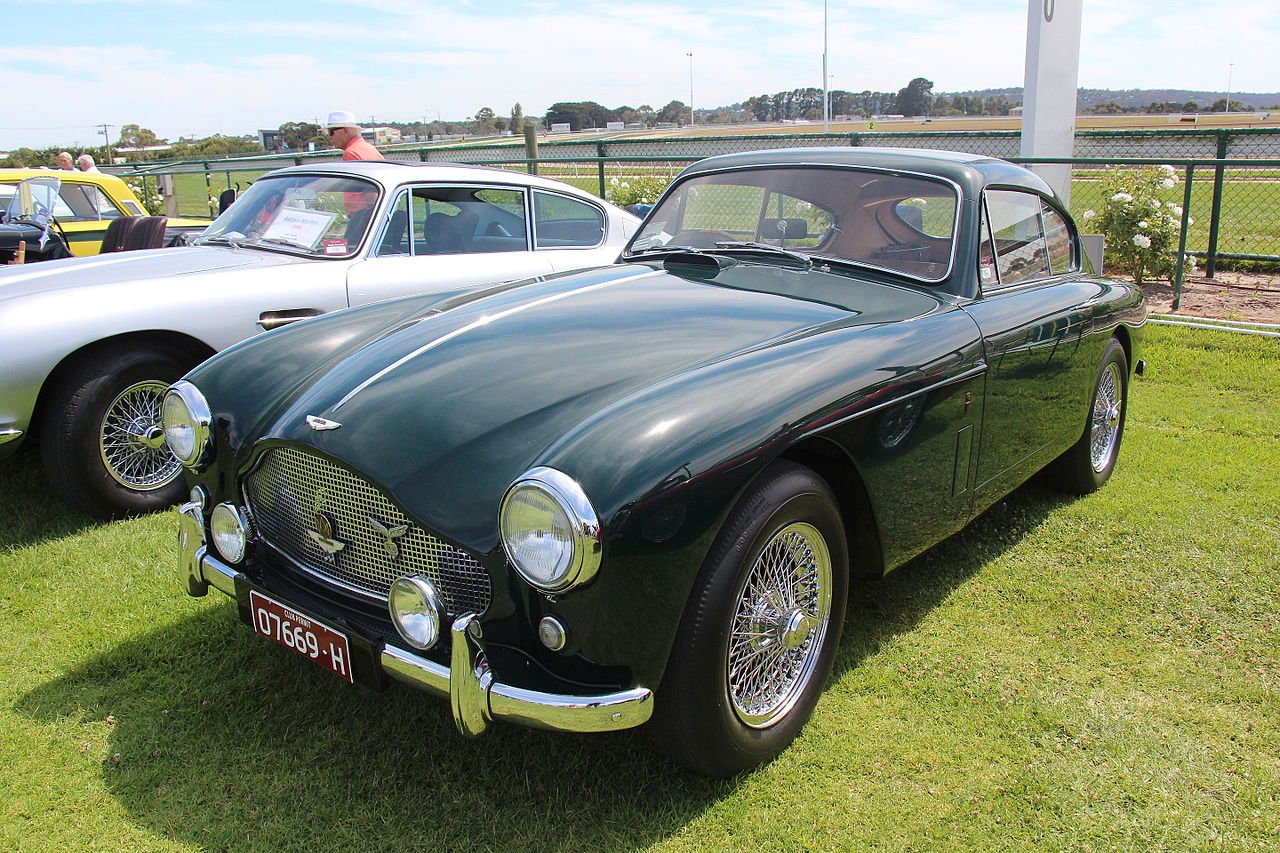 Bruce Wayne�s sports car belongs to �Batman v Superman