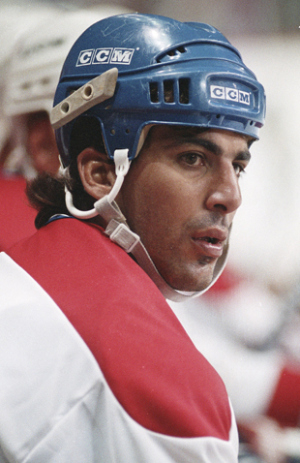 Denis Brodeur/NHLI via Getty ImagesCanadiens defenceman Chris Chelios on the bench during practice at the Montreal Forum during the early 1990s. - 89f47f05292739d289e209545d375c117284a66f